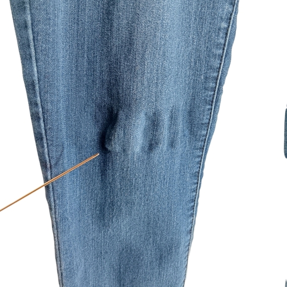 WIT & WISDOM Stretch Skinny Low Rise Jeans Medium Wash Size 4 - Picture 4 of 7